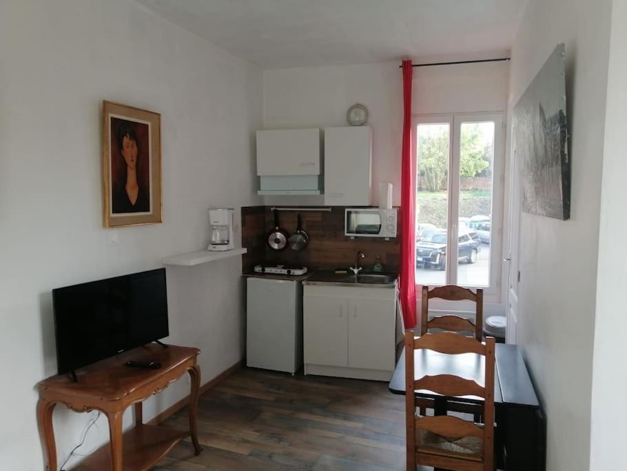 S2 Studio A Courtenay Proche Commerces Buitenkant foto